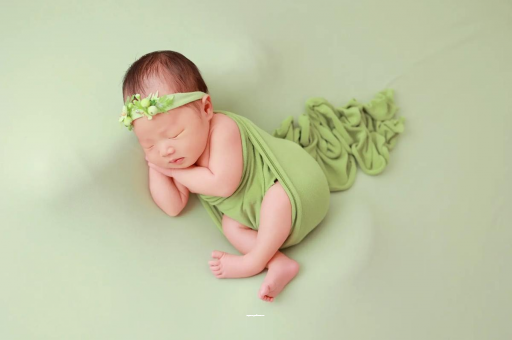 莱芜宝宝趴着睡是积食吗 莱芜宝宝趴着睡是积食吗